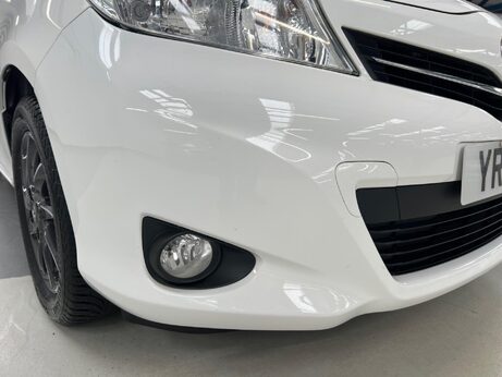 Toyota Yaris 1.0 VVT-i Edition Euro 5 3dr 32