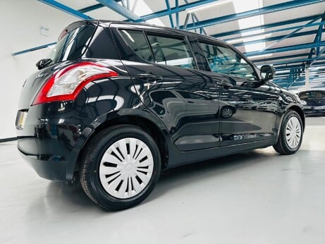 Suzuki Swift 1.2 SZ2 Euro 5 5dr 3