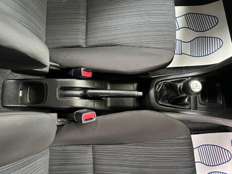 Suzuki Swift 1.2 SZ2 Euro 5 5dr 14