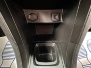 Suzuki Swift 1.2 SZ2 Euro 5 5dr 22