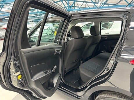 Suzuki Swift 1.2 SZ2 Euro 5 5dr 30
