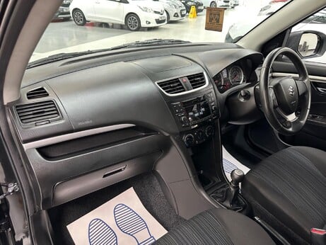 Suzuki Swift 1.2 SZ2 Euro 5 5dr 39