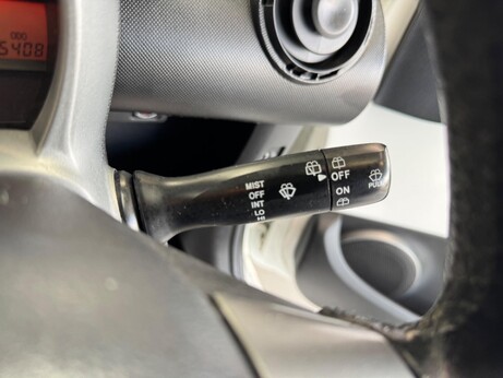 Toyota Aygo 1.0 VVT-i Fire Euro 5 5dr 32