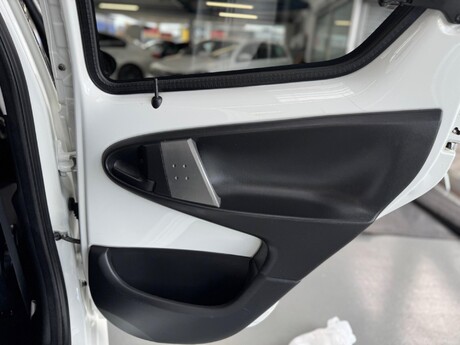Toyota Aygo 1.0 VVT-i Fire Euro 5 5dr 63