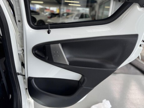 Toyota Aygo 1.0 VVT-i Fire Euro 5 5dr 59