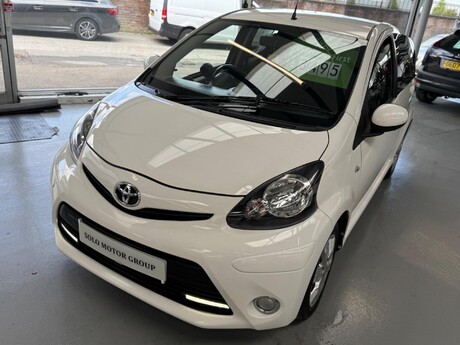 Toyota Aygo 1.0 VVT-i Fire Euro 5 5dr 9