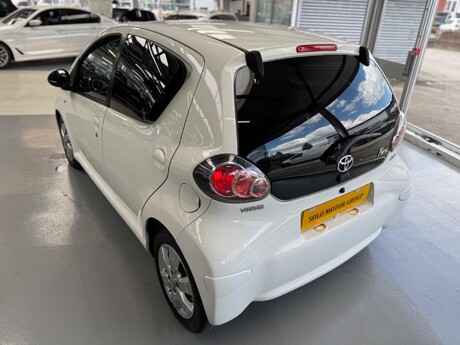 Toyota Aygo 1.0 VVT-i Fire Euro 5 5dr 14