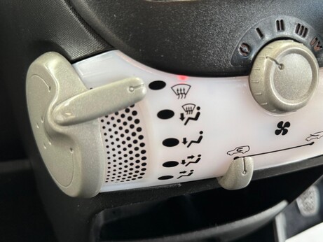 Toyota Aygo 1.0 VVT-i Fire Euro 5 5dr 38