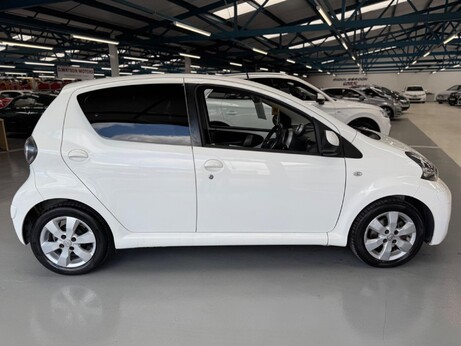 Toyota Aygo 1.0 VVT-i Fire Euro 5 5dr 16