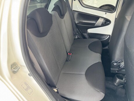 Toyota Aygo 1.0 VVT-i Fire Euro 5 5dr 58