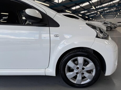Toyota Aygo 1.0 VVT-i Fire Euro 5 5dr 22