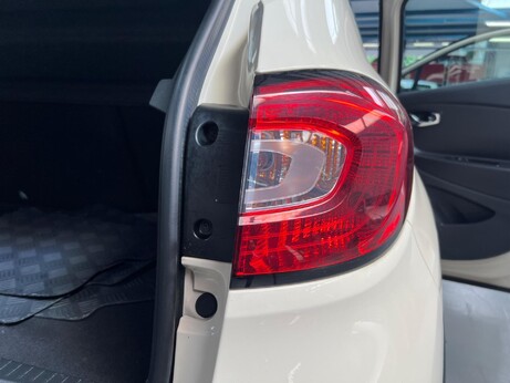 Renault Captur 1.5 dCi ENERGY Dynamique Nav Euro 6 (s/s) 5dr 10