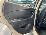 Renault Captur 1.5 dCi ENERGY Dynamique Nav Euro 6 (s/s) 5dr 34