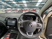 Renault Captur 1.5 dCi ENERGY Dynamique Nav Euro 6 (s/s) 5dr 23