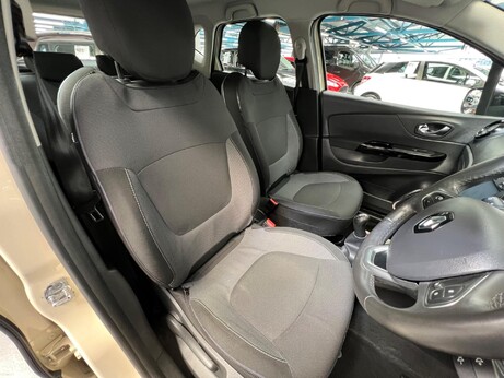 Renault Captur 1.5 dCi ENERGY Dynamique Nav Euro 6 (s/s) 5dr 20