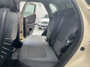 Renault Captur 1.5 dCi ENERGY Dynamique Nav Euro 6 (s/s) 5dr 26