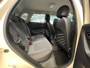 Renault Captur 1.5 dCi ENERGY Dynamique Nav Euro 6 (s/s) 5dr 28