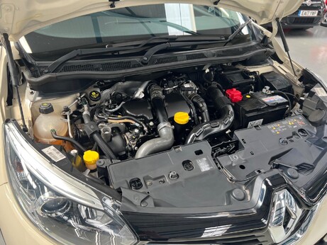 Renault Captur 1.5 dCi ENERGY Dynamique Nav Euro 6 (s/s) 5dr 33