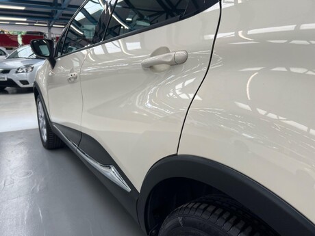 Renault Captur 1.5 dCi ENERGY Dynamique Nav Euro 6 (s/s) 5dr 49
