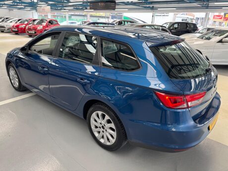 SEAT Leon 1.6 TDI CR SE Sport Tourer Euro 5 (s/s) 5dr 13