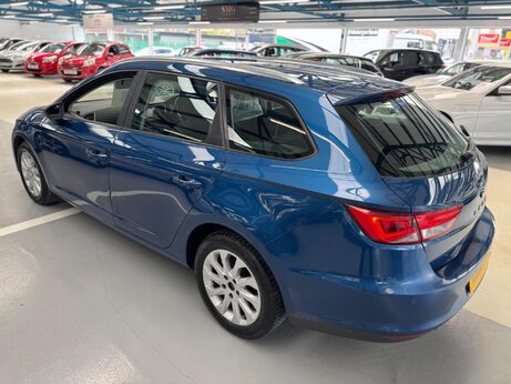 SEAT Leon 1.6 TDI CR SE Sport Tourer Euro 5 (s/s) 5dr 9