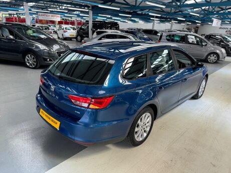SEAT Leon 1.6 TDI CR SE Sport Tourer Euro 5 (s/s) 5dr 77