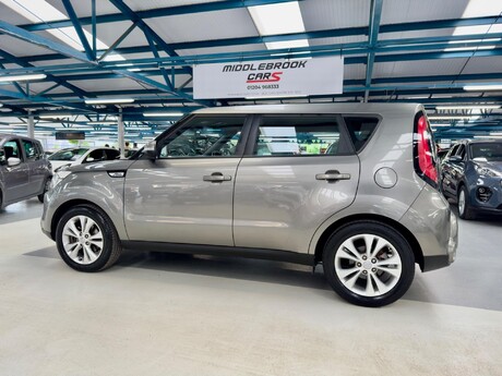 Kia Soul 1.6 GDi Connect Euro 5 5dr 6