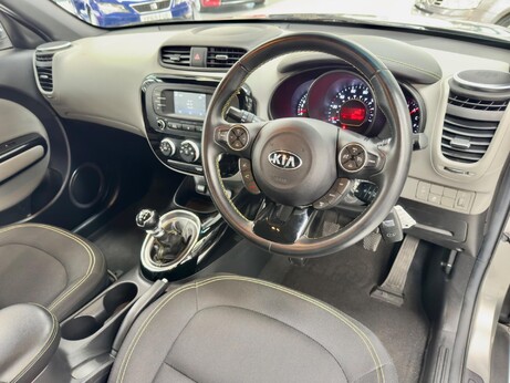 Kia Soul 1.6 GDi Connect Euro 5 5dr 28