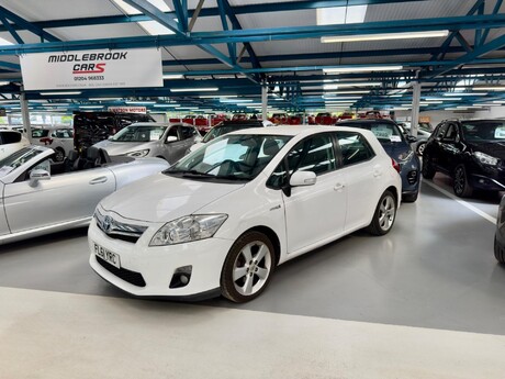 Toyota Auris 1.8 VVT-h T Spirit CVT Euro 5 (s/s) 5dr 1