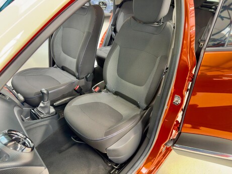 Renault Captur 1.5 dCi ENERGY Dynamique S MediaNav Euro 5 (s/s) 5dr 30