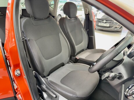 Renault Captur 1.5 dCi ENERGY Dynamique S MediaNav Euro 5 (s/s) 5dr 28
