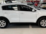 Kia Sportage 1.7 CRDi 2 Euro 6 (s/s) 5dr 11
