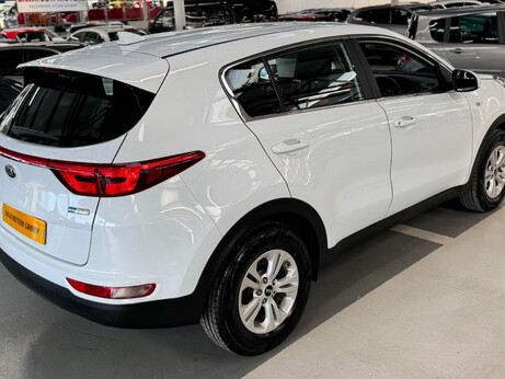 Kia Sportage 1.7 CRDi 2 Euro 6 (s/s) 5dr 8