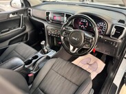 Kia Sportage 1.7 CRDi 2 Euro 6 (s/s) 5dr 23