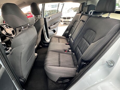 Kia Sportage 1.7 CRDi 2 Euro 6 (s/s) 5dr 70