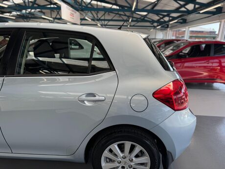 Toyota Auris 1.6 VVT-i T Spirit 5dr 13