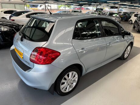Toyota Auris 1.6 VVT-i T Spirit 5dr 16