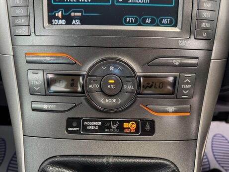 Toyota Auris 1.6 VVT-i T Spirit 5dr 33