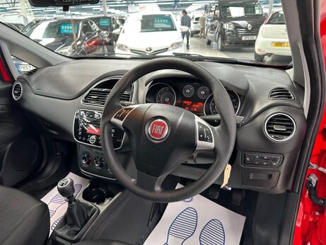 Fiat Punto 1.2 Pop + Euro 6 3dr 14