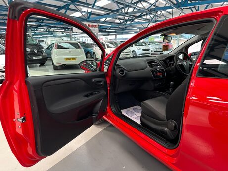 Fiat Punto 1.2 Pop + Euro 6 3dr 31