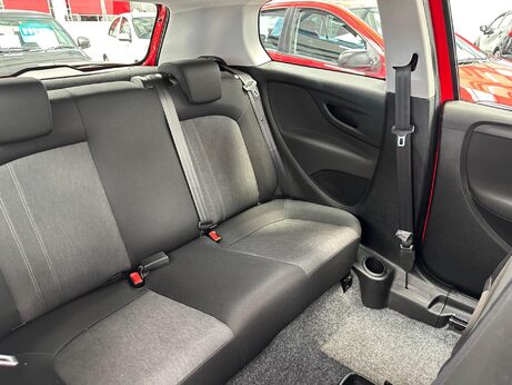 Fiat Punto 1.2 Pop + Euro 6 3dr 26