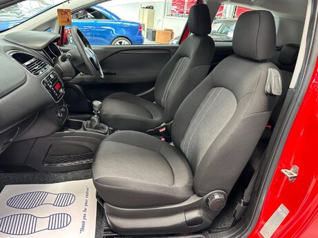 Fiat Punto 1.2 Pop + Euro 6 3dr 35