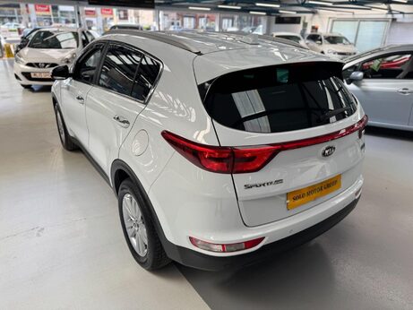 Kia Sportage 1.7 CRDi 2 Euro 6 (s/s) 5dr 11