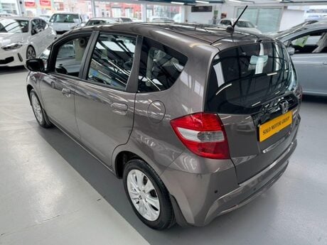Honda Jazz 1.4 i-VTEC ES CVT Euro 5 5dr 87