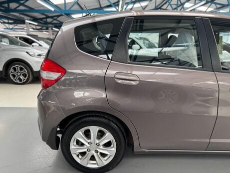 Honda Jazz 1.4 i-VTEC ES CVT Euro 5 5dr 17