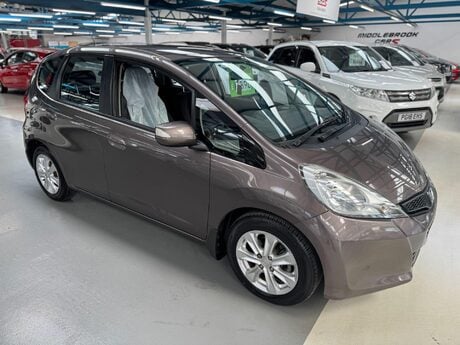 Honda Jazz 1.4 i-VTEC ES CVT Euro 5 5dr 24