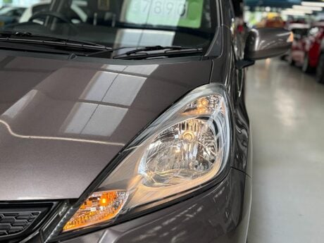 Honda Jazz 1.4 i-VTEC ES CVT Euro 5 5dr 69