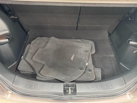 Honda Jazz 1.4 i-VTEC ES CVT Euro 5 5dr 80
