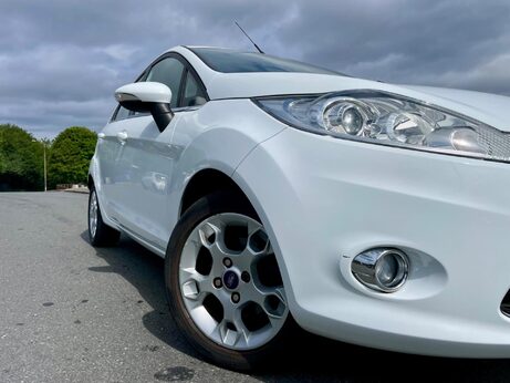 Ford Fiesta 1.25 Zetec 5dr 10