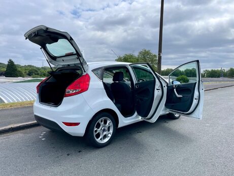 Ford Fiesta 1.25 Zetec 5dr 15